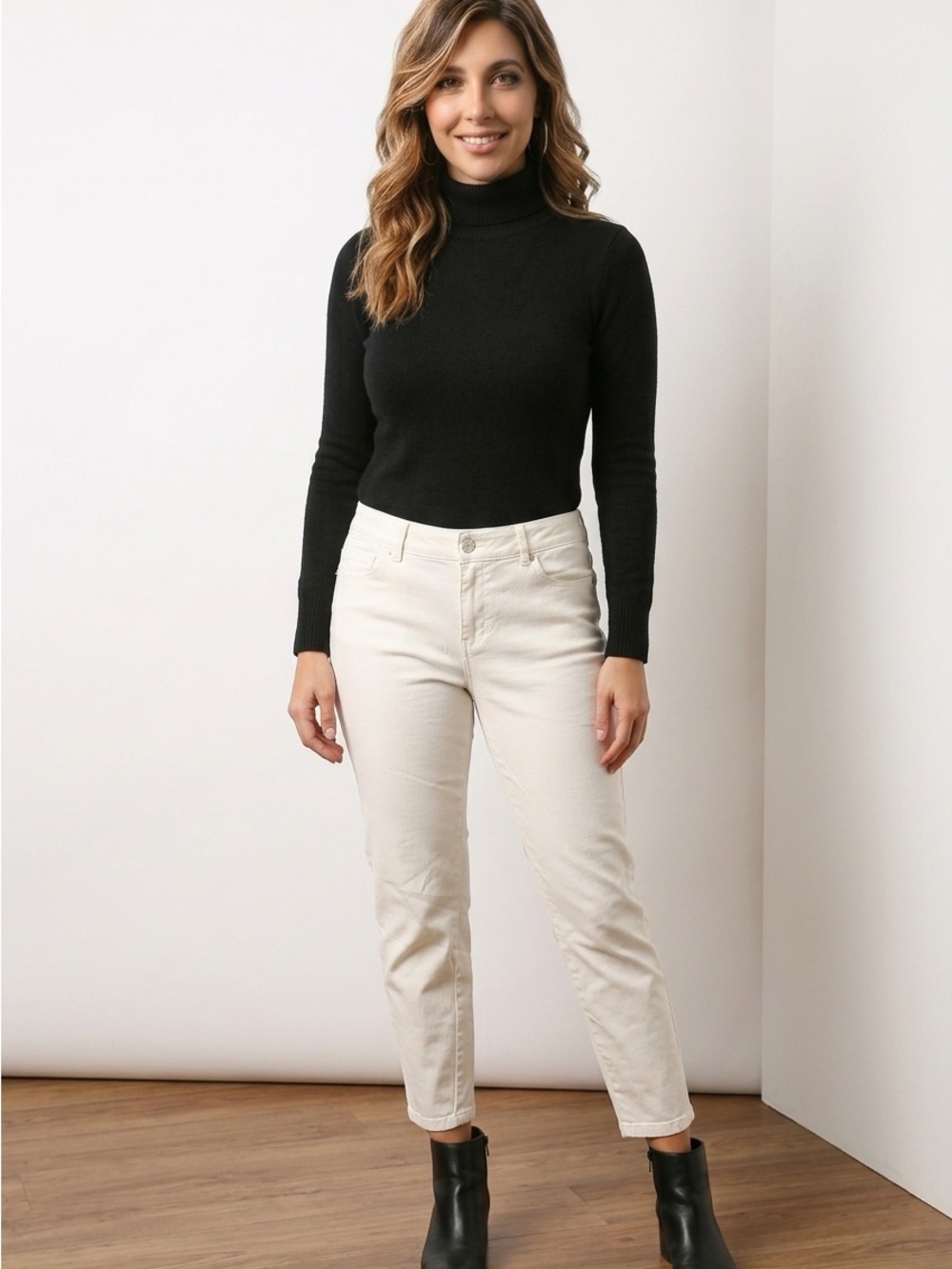 White House Black Market Skimmer White Cropped Denim Jeans Size 10 Mid Rise